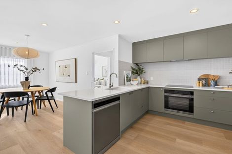 Photo of property in 10 Mili Way, Ranui, Auckland, 0612