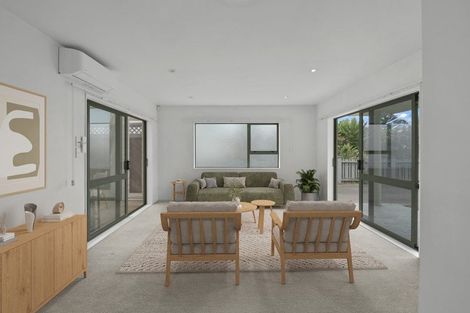 Photo of property in 1/256 Hibiscus Coast Highway, Orewa, 0931