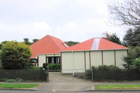 Photo of property in 83 Park Avenue, Waikanae, 5036