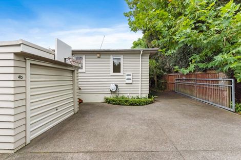 Photo of property in 4b Lancaster Road, Beach Haven, Auckland, 0626