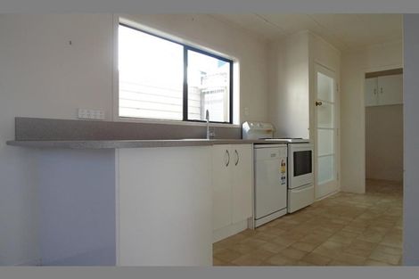 Photo of property in 8 Tyndrum Place, Highland Park, Auckland, 2010