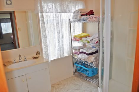 Photo of property in 5 Ngatira Place, Snells Beach, 0920