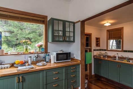 Photo of property in 1 Mortimer Terrace, Aro Valley, Wellington, 6021