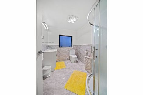 Photo of property in 14 Kereru Rise, Papakura, 2110