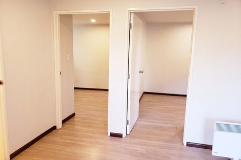 Photo of property in 64 Sunset Road, Unsworth Heights, Auckland, 0632