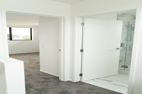 Photo of property in 52a Vodanovich Road, Te Atatu South, Auckland, 0610