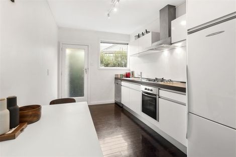 Photo of property in 2/49 Ranfurly Street, St Albans, Christchurch, 8014