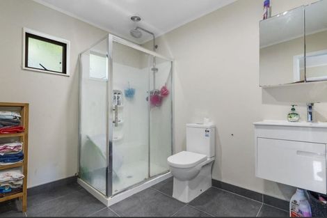 Photo of property in 16 Toatoa Place, Mangere Bridge, Auckland, 2022