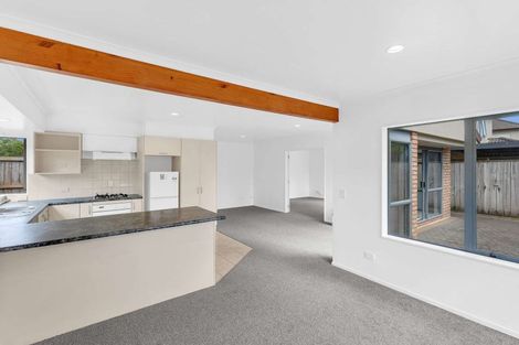 Photo of property in 10 Kalberry Place, East Tamaki, Auckland, 2016