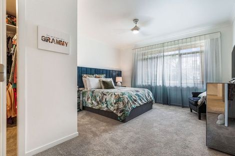 Photo of property in 19 Parkside Drive, Orewa, 0931