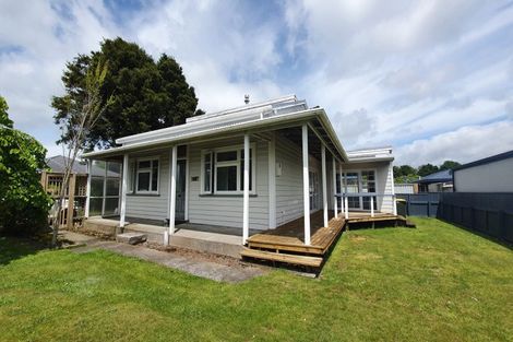 Photo of property in 22 Brown Street, Inglewood, 4330