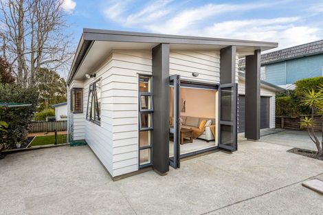 Photo of property in 59 Royal Road, Massey, Auckland, 0614