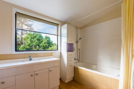 Photo of property in 72a Beach Road, Mellons Bay, Auckland, 2014