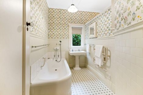 Photo of property in 6 Tolcarne Avenue, Maori Hill, Dunedin, 9010