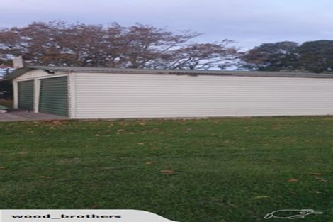 Photo of property in 15 Collingwood Road, Waiuku, 2123