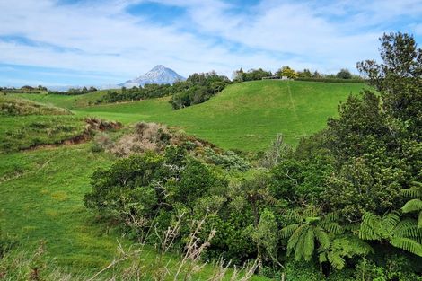 Photo of property in 144 Ackworth Road, Lepperton, New Plymouth, 4373