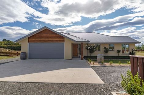 Photo of property in 1378 Poyntzs Road, West Eyreton, Rangiora, 7475
