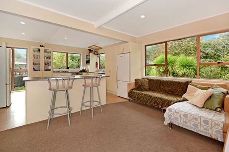 Photo of property in 18 Barlow Place, Chatswood, Auckland, 0626