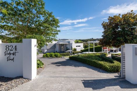 Photo of property in 824 Redoubt Road, Flat Bush, Auckland, 2019