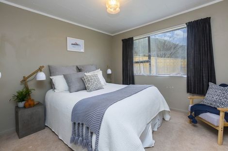 Photo of property in 6a Agate Grove, Birchville, Upper Hutt, 5018