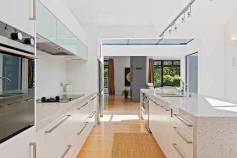 Photo of property in 105 Gladstone Road South, Dalmore, Dunedin, 9010