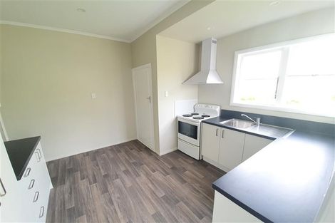 Photo of property in 27 Savage Crescent, West End, Palmerston North, 4412