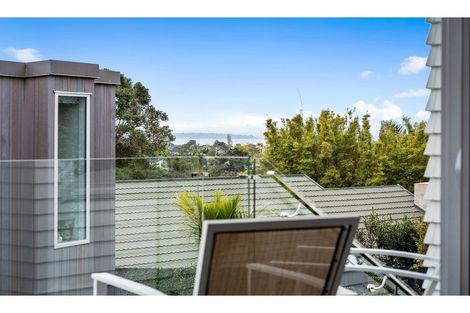 Photo of property in 54 Aberdeen Road, Campbells Bay, Auckland, 0620