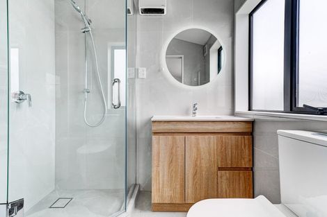 Photo of property in 2/63 Gardner Avenue, New Lynn, Auckland, 0600