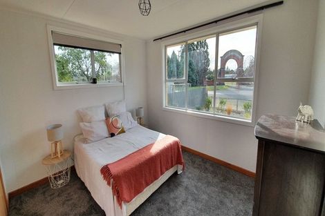 Photo of property in 10 Raglan Street, Wyndham, 9831