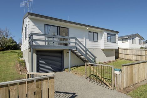 Photo of property in 4 Gilfillan Drive, Katikati, 3129