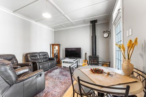 Photo of property in 50 Maxwell Avenue, Durie Hill, Whanganui, 4500