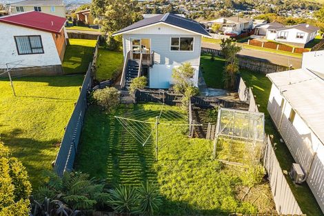 Photo of property in 19 Sombrero View, Ascot Park, Porirua, 5024