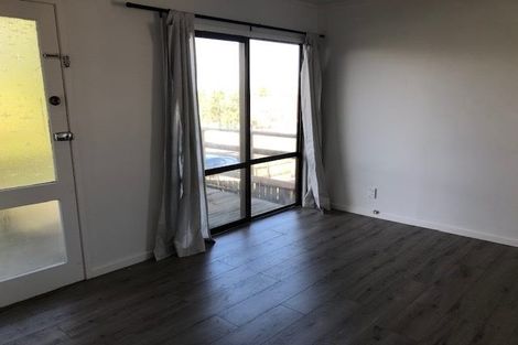 Photo of property in 10 Massine Place, Randwick Park, Auckland, 2105