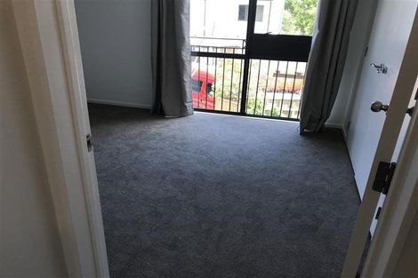 Photo of property in Greenwich Apartments, 18/3 Burton Street, Grafton, Auckland, 1010