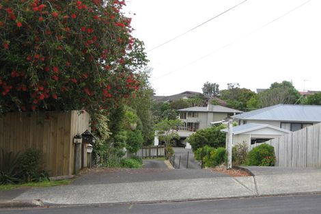 Photo of property in 1/7 Ladies Mile, Manly, Whangaparaoa, 0930