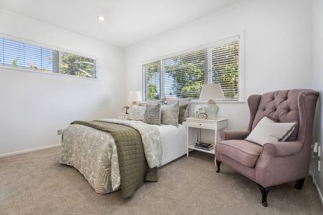 Photo of property in 90 Sandspit Road, Shelly Park, Auckland, 2014