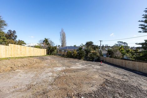 Photo of property in 31a Kia Ora Road, Beach Haven, Auckland, 0626