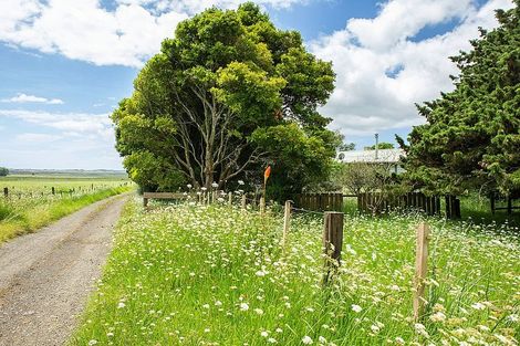 Photo of property in 684 Kaitaia Awaroa Road, Ahipara, Kaitaia, 0481