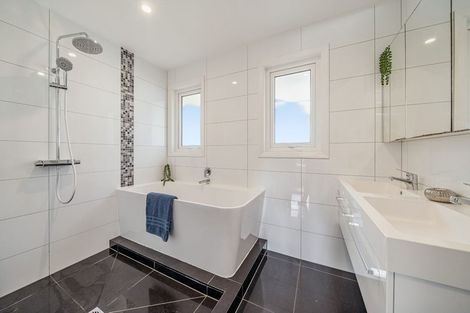 Photo of property in 12 Forest Road, Pinehaven, Upper Hutt, 5019