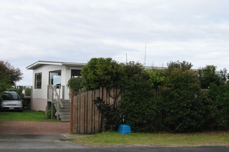 Photo of property in 12 Darroch Slope, Omaha, 0986