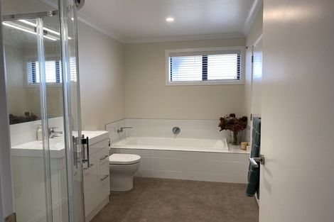 Photo of property in 154 Adler Drive, Ohauiti, Tauranga, 3112