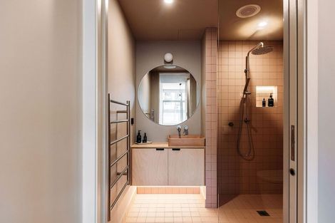 Photo of property in Rostrevor House, 130 Vivian Street, Te Aro, Wellington, 6011