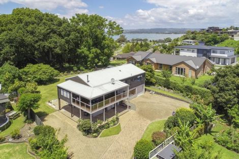 Photo of property in 2 Gellibrand Place, Omokoroa, 3114