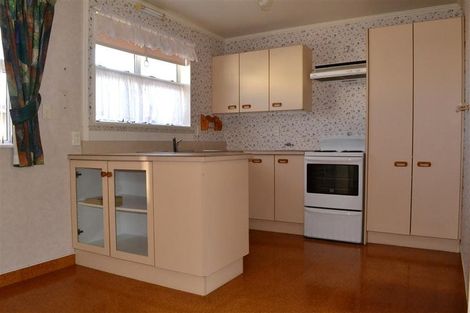 Photo of property in 584a Queen Street East, Levin, 5510