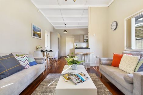 Photo of property in 1/16 Reeves Road, Pakuranga, Auckland, 2010