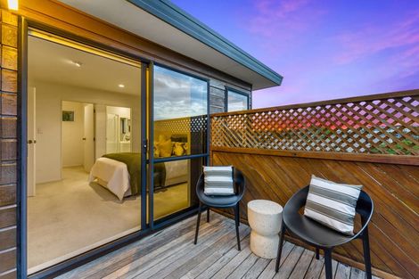 Photo of property in 49 Waiau Street, Torbay, Auckland, 0630