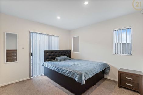 Photo of property in 25 Koroheke Road, Takanini, 2110