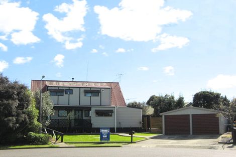 Photo of property in 7 Mansell Crescent, Bulls, 4818