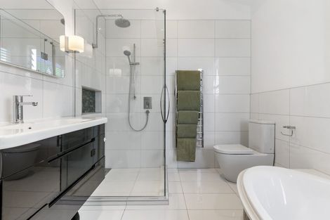 Photo of property in 60 Rose Road, Grey Lynn, Auckland, 1021