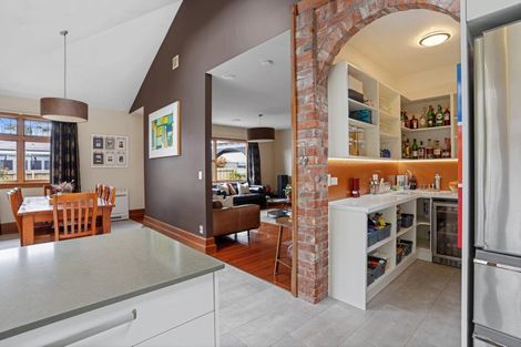 Photo of property in 222 Edgeware Road, Edgeware, Christchurch, 8013